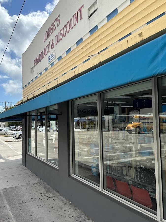 Jorge's Pharmacy — foto