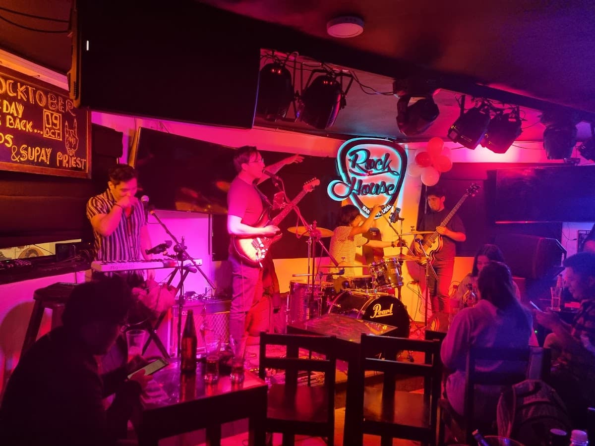 Rock House Cusco — foto