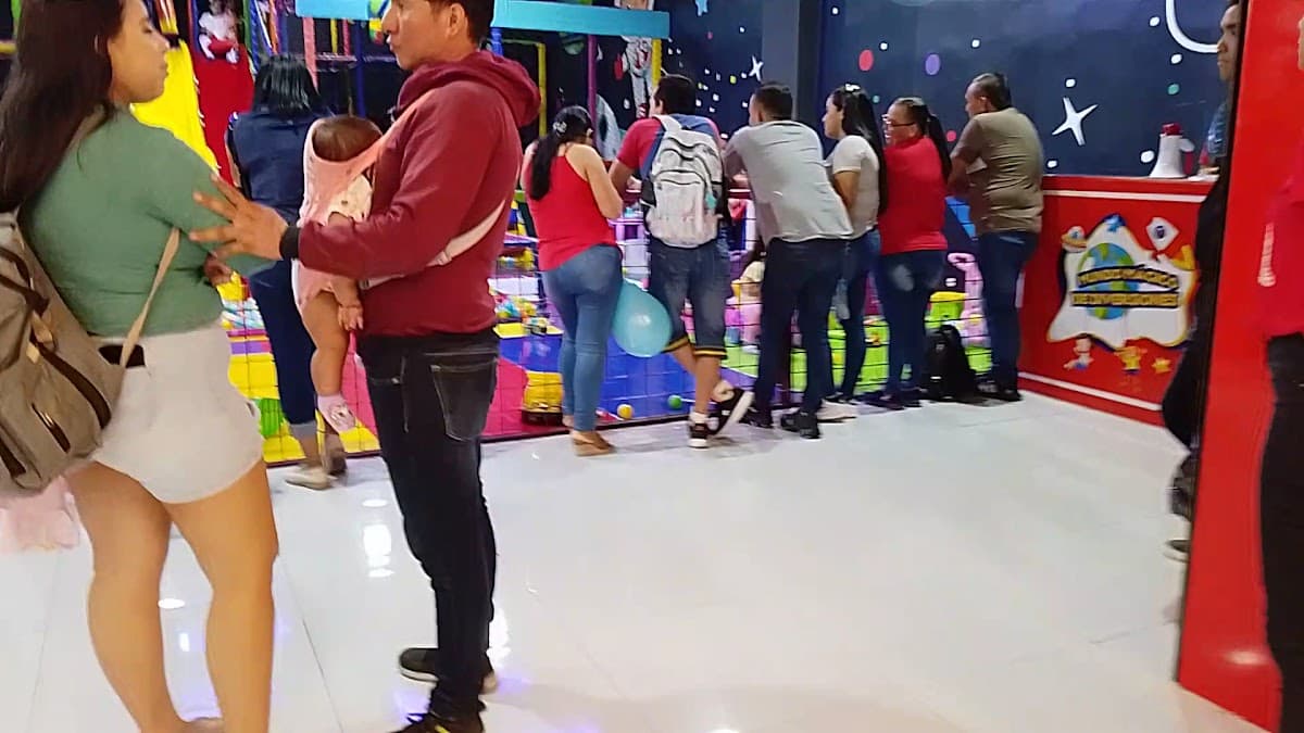Mundo mágico de diversiones — foto