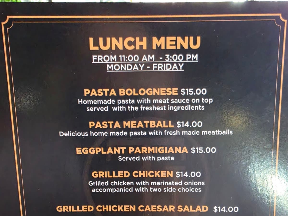 Tamarindo Harbor Italian Bar & Grill — foto