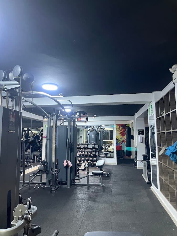 ROMÁN FIT CENTER — foto