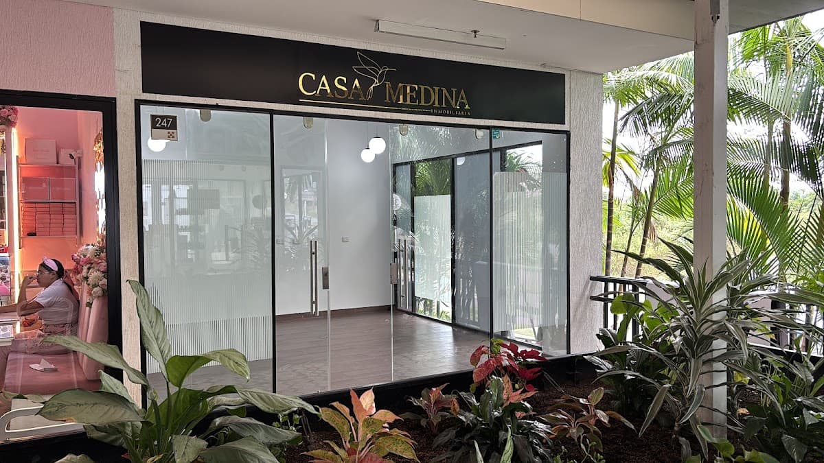 CASA MEDINA INMOBILIARIA SAS — foto