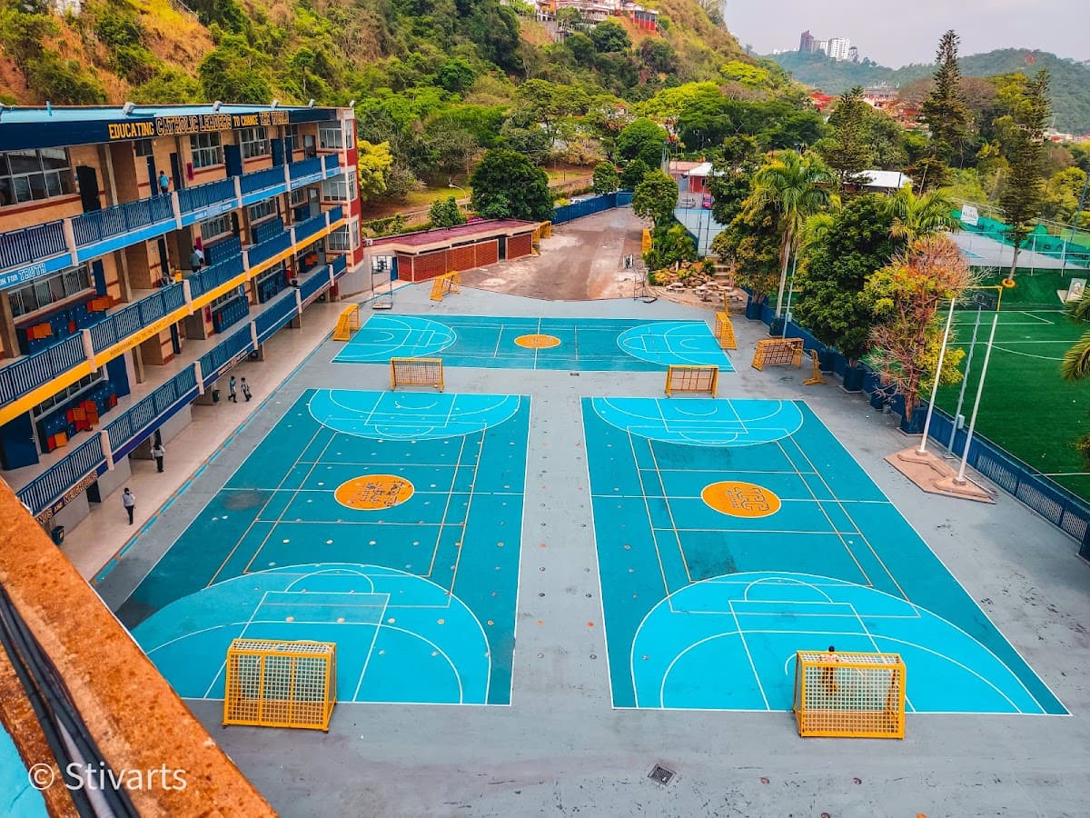 Instituto Cumbres de Caracas — foto