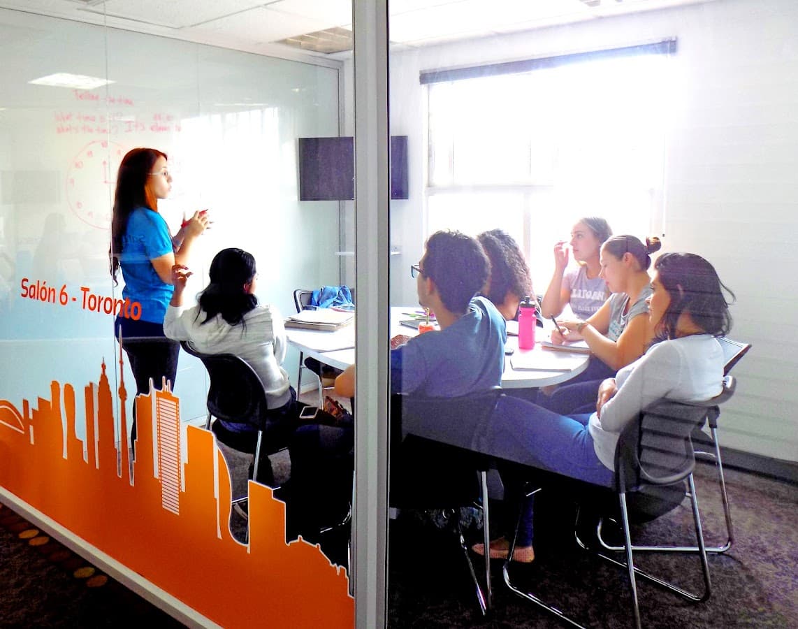 Academia de inglés Unicentro - Curso de inglés en Medellín Laureles - Clases de inglés - LCN idiomas