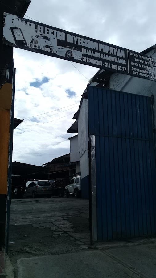 Taller de mecánica carro