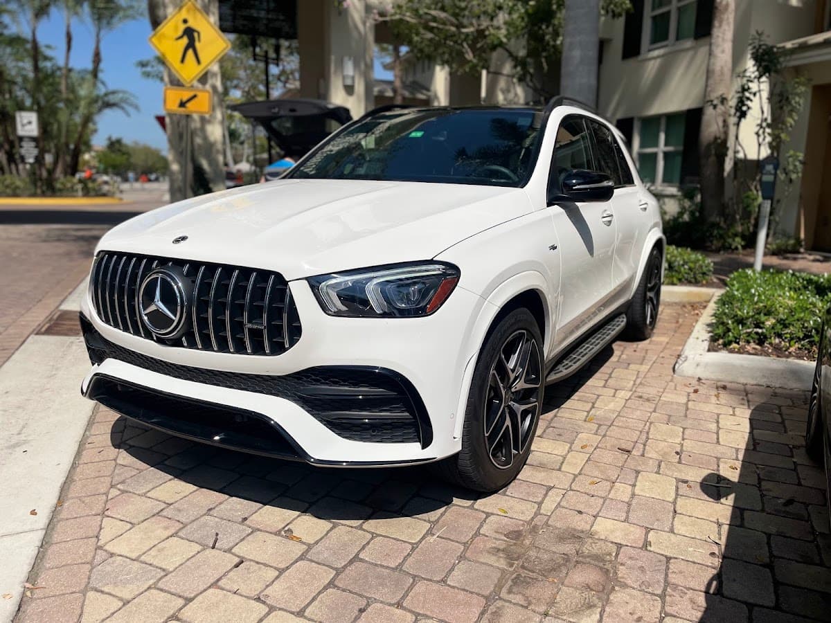 Lux Auto Club — foto