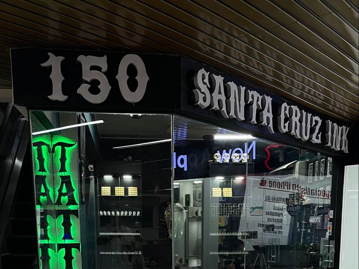 Skink Tattoo Studio — foto