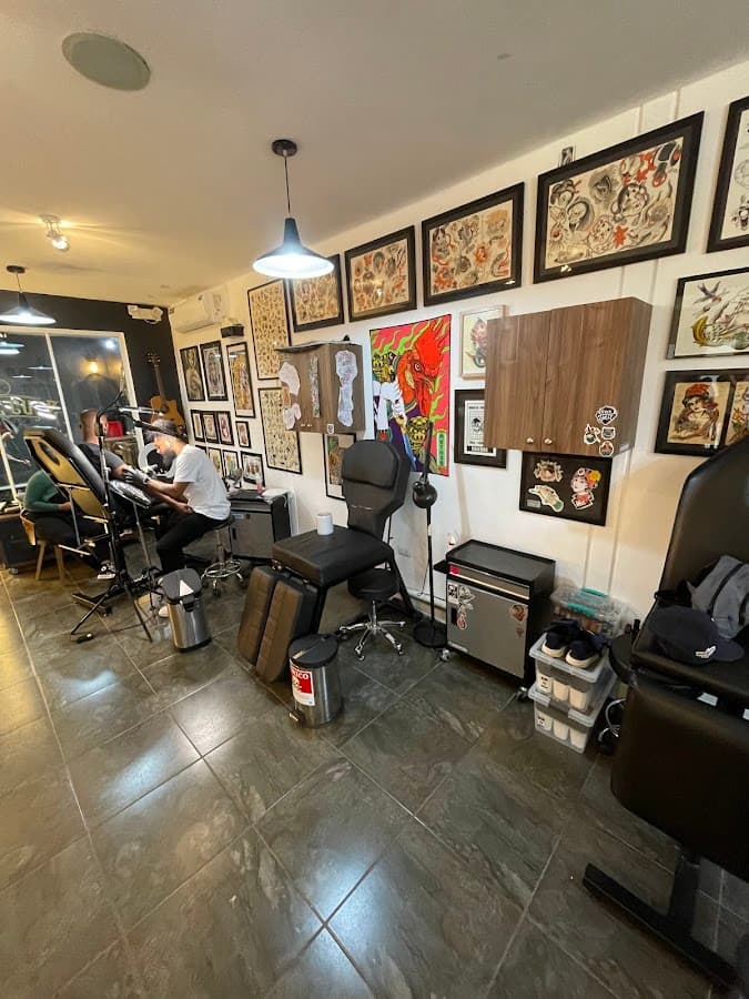 LOVE TATTOO PARLOUR