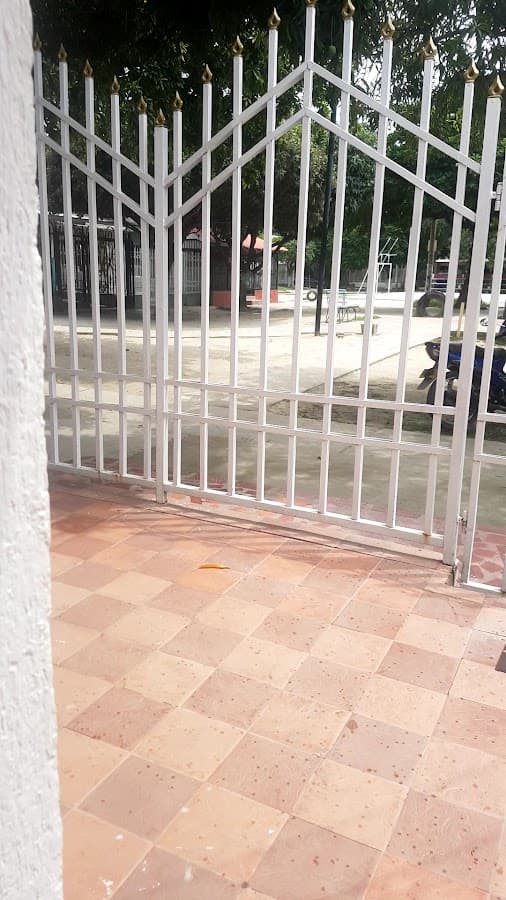 Colegio Americano Del Caribe — foto