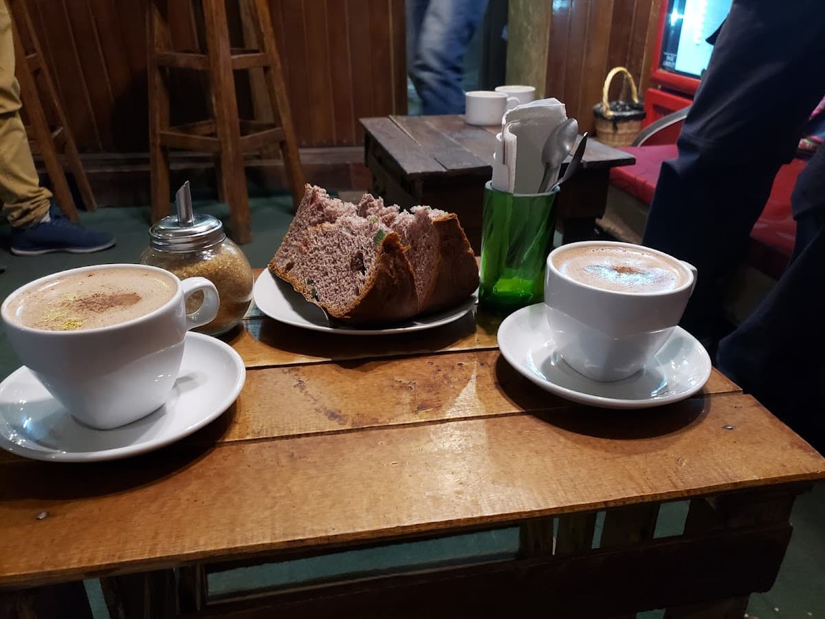 Mi Kcao Chocolates y Cafe Rooftop ☕ (Ring the Bell) — foto