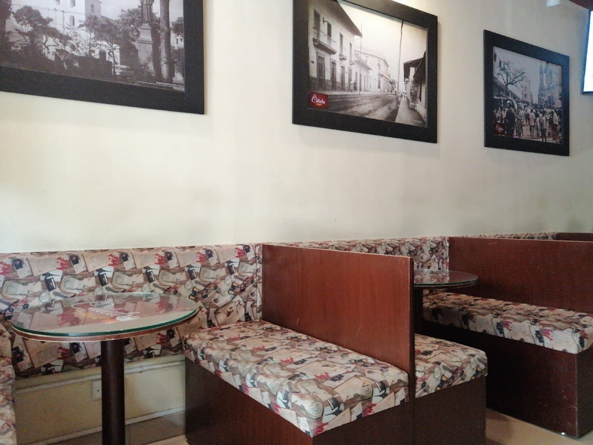 Café La Catedra — foto