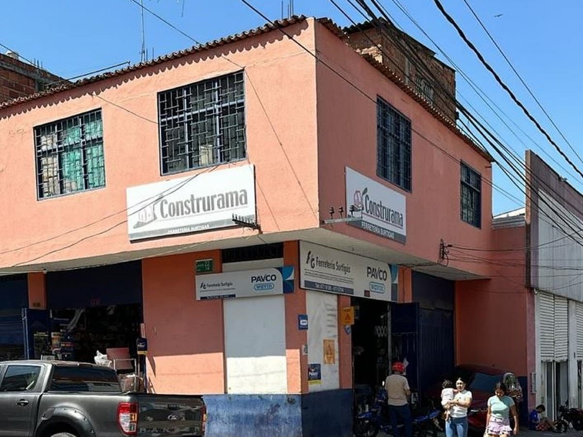 Ferretería la Gran 22 — foto