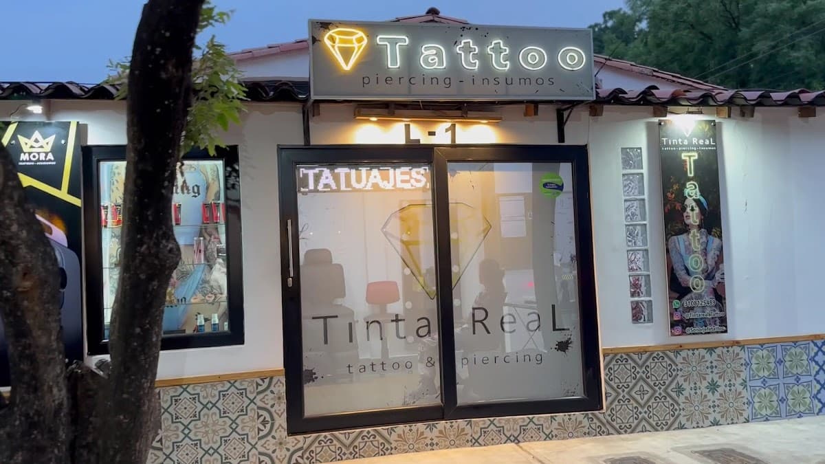Tinta Real Tattoo — foto