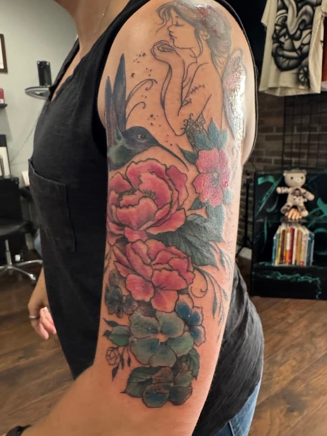 ART NEVER DIES FL TATTOOS & BODY PIERCINGS