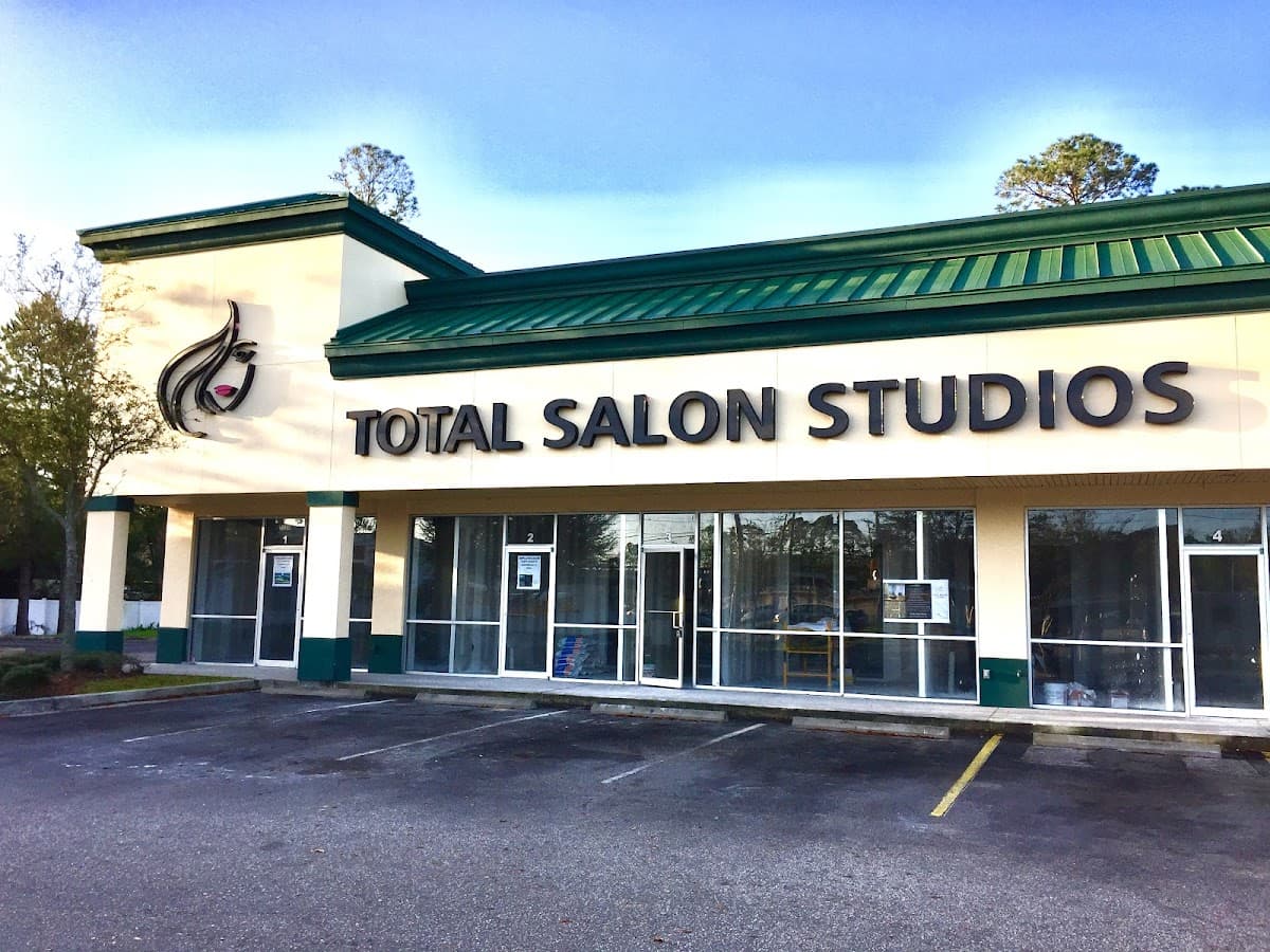 Total Salon Studios — foto