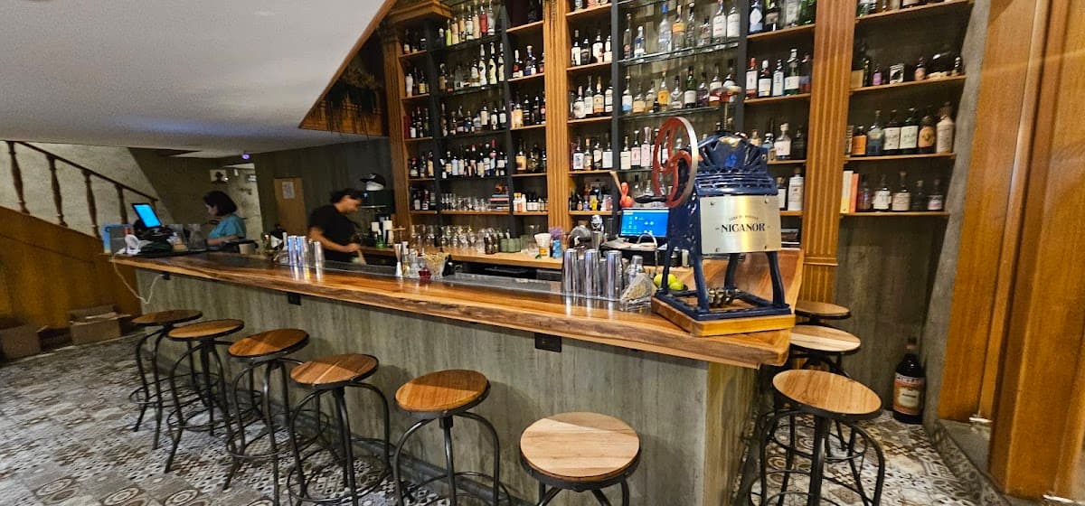 Nicanor Casa de Bebidas