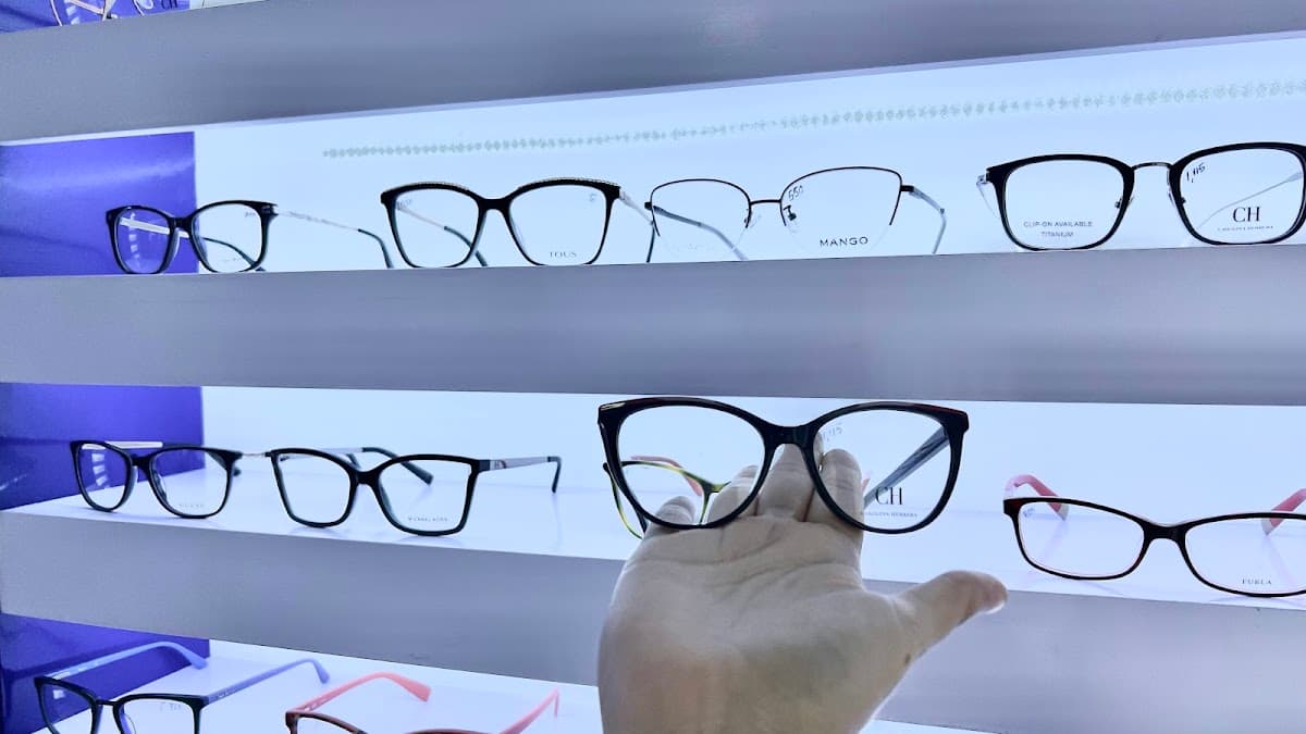 OPTICAS GRAND ROMERO — foto