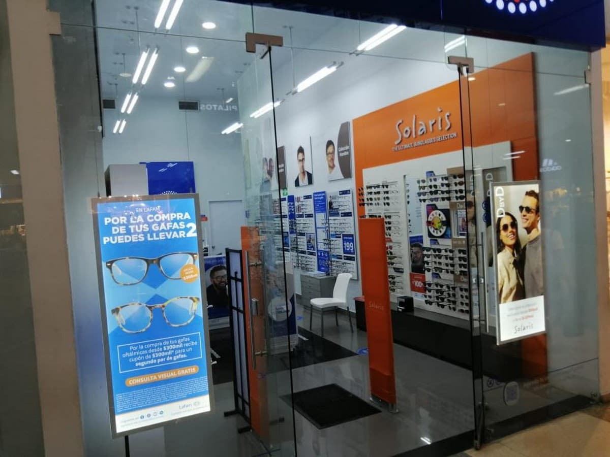 Opticalia Estrada Caribe Plaza — foto