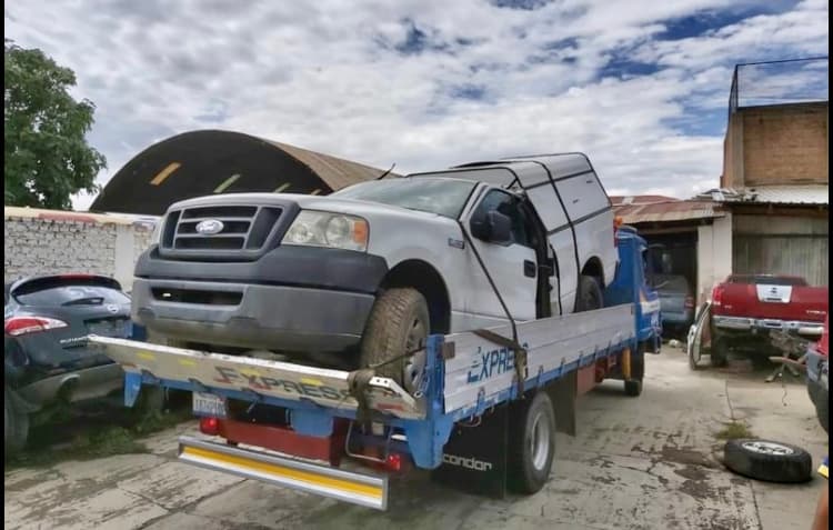 Repuestos Americanos y Japoneses "Importadora SB-AUTOPARTES J&V" — foto