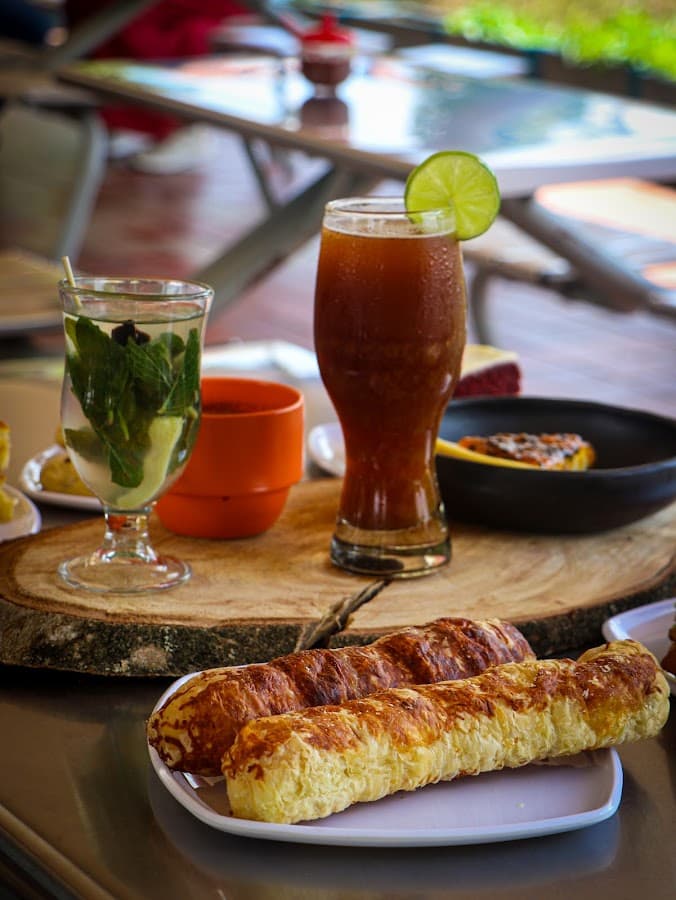 Uno, Tres, 7 Café — foto