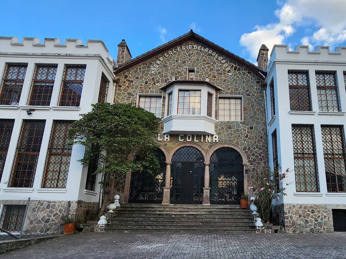 Unidad Educativa La Inmaculada — foto