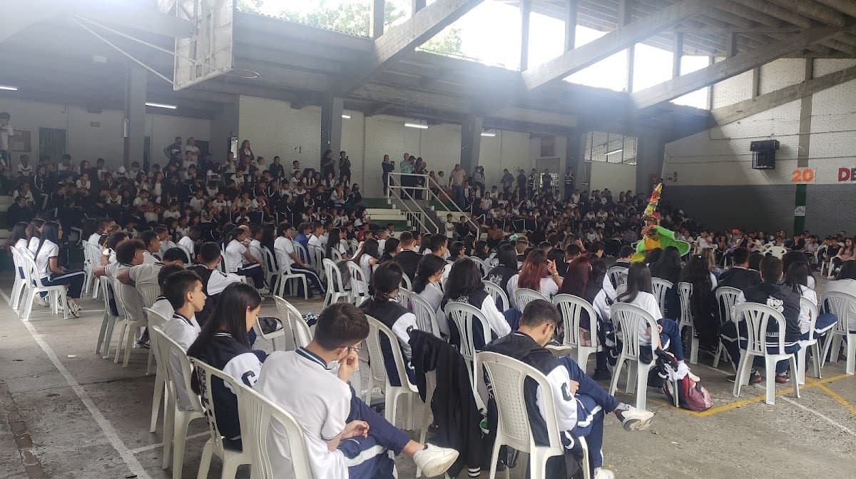 Colegio Deogracias Cardona — foto