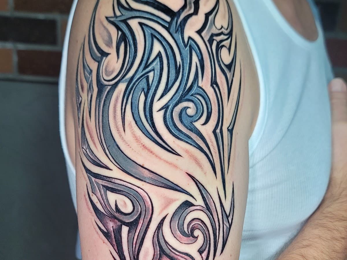 Loko tattoo studio — foto