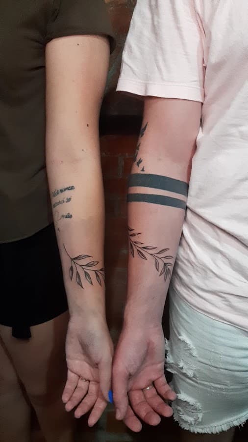 Alex Reds Tattoo — foto