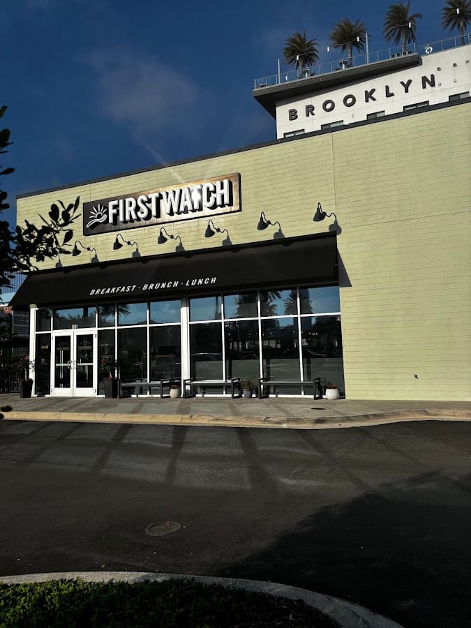 Brooklyn Station on Riverside