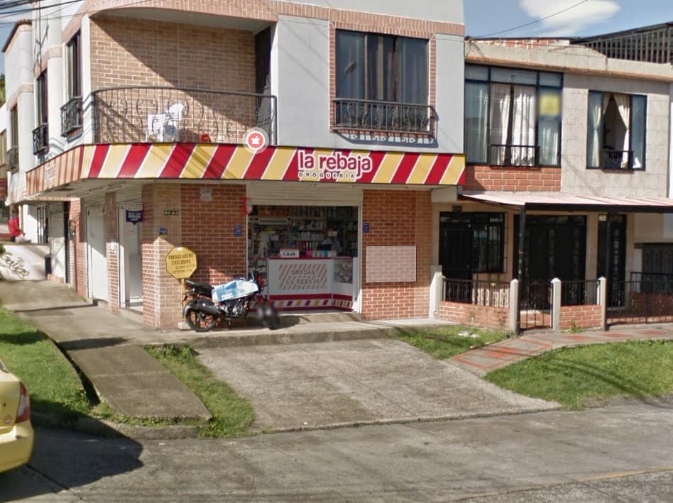 la rebaja Plus No. 7 DROGUERIA Y MINIMARKET Poblado 2 Pereira