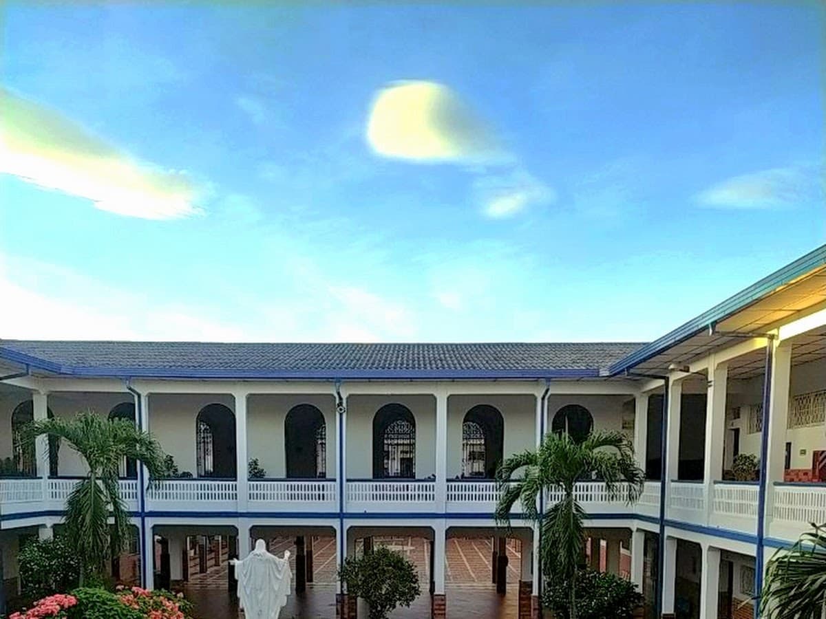 Colegio Integrado Juan XXIII — foto