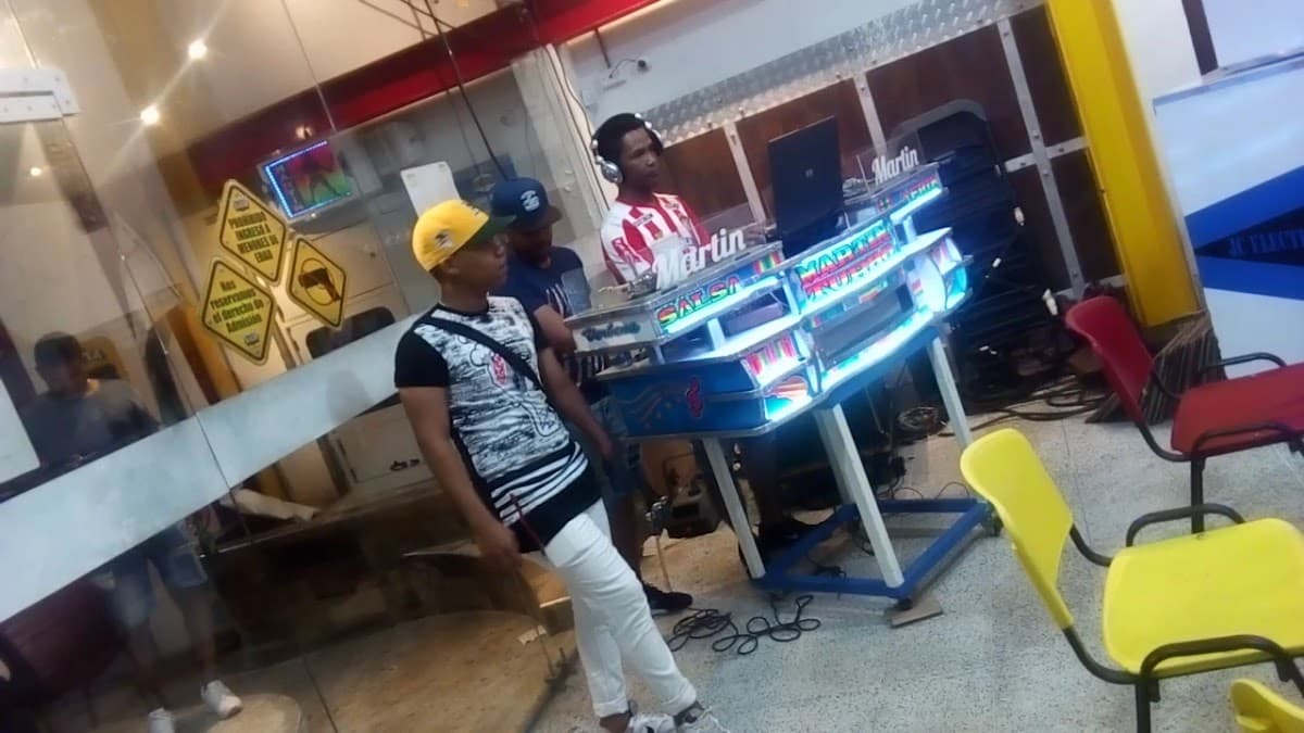 El Taller Billar Disco Bar — foto