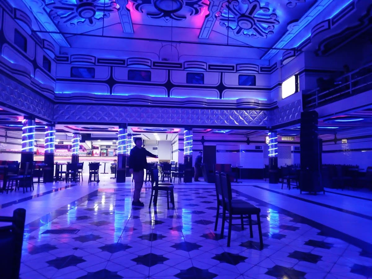Montes Club