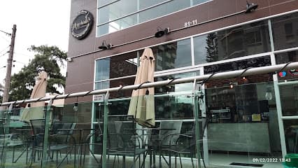 Macchiato | Caffe & Patisserie — foto