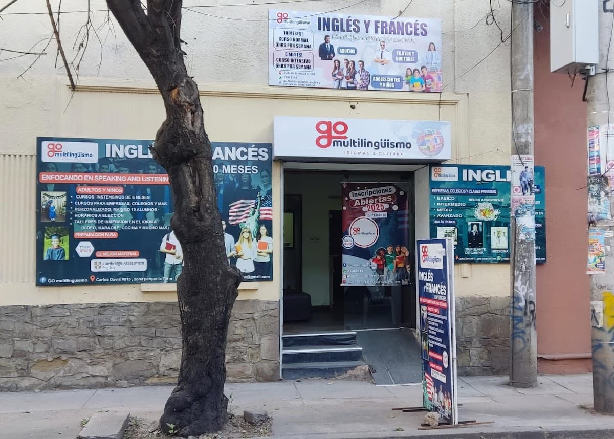 Go Multilingüismo_ Inglés y Francés — foto
