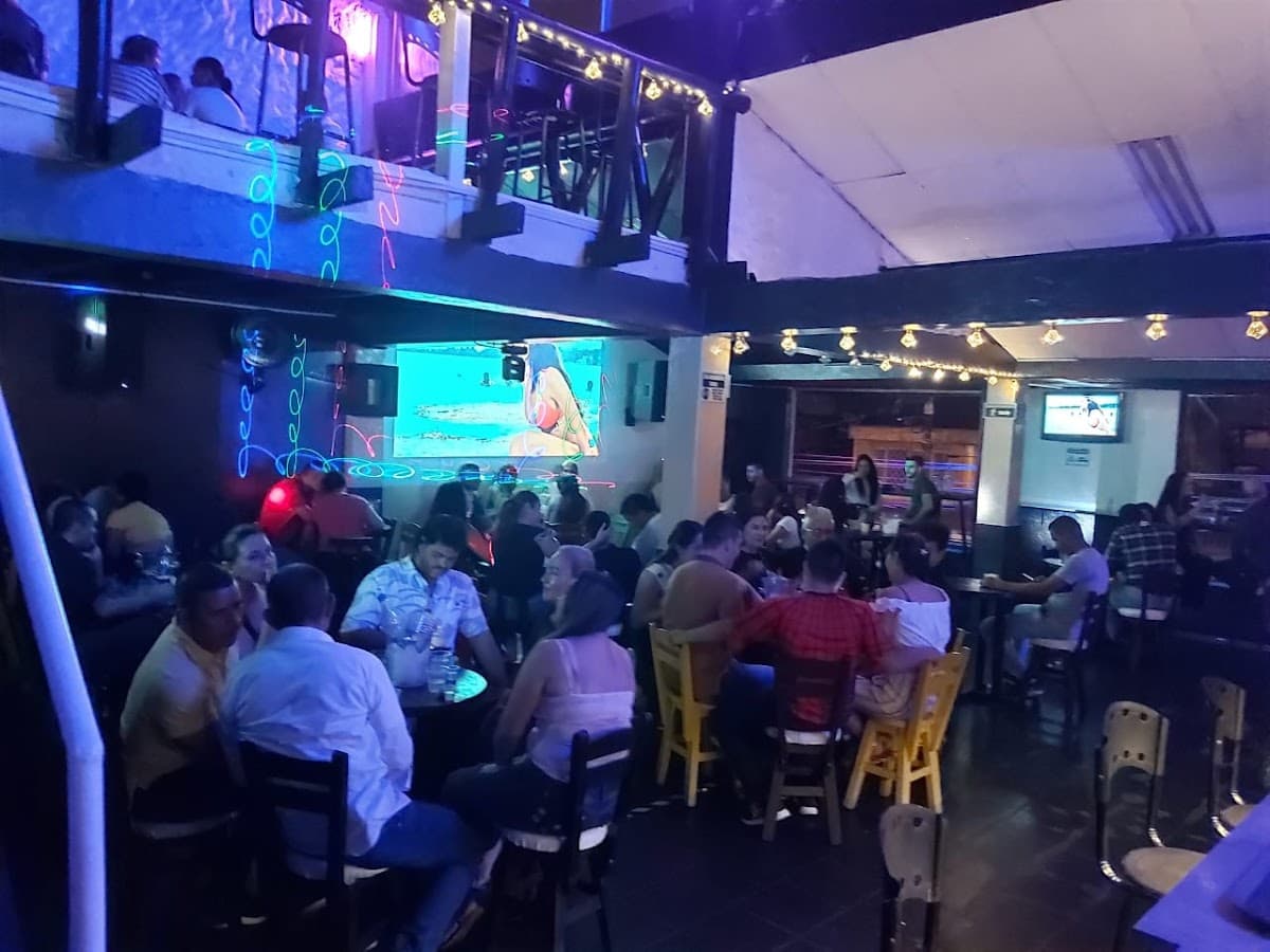 Piso 2 club — foto