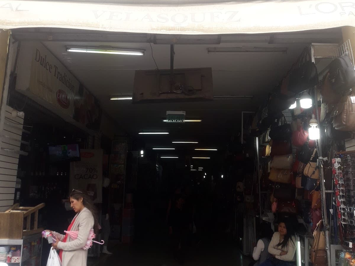Luciano Mayorista Arequipa — foto