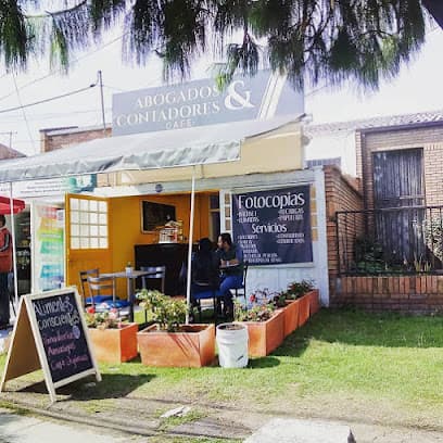Abogados y Contadores -Café- — foto