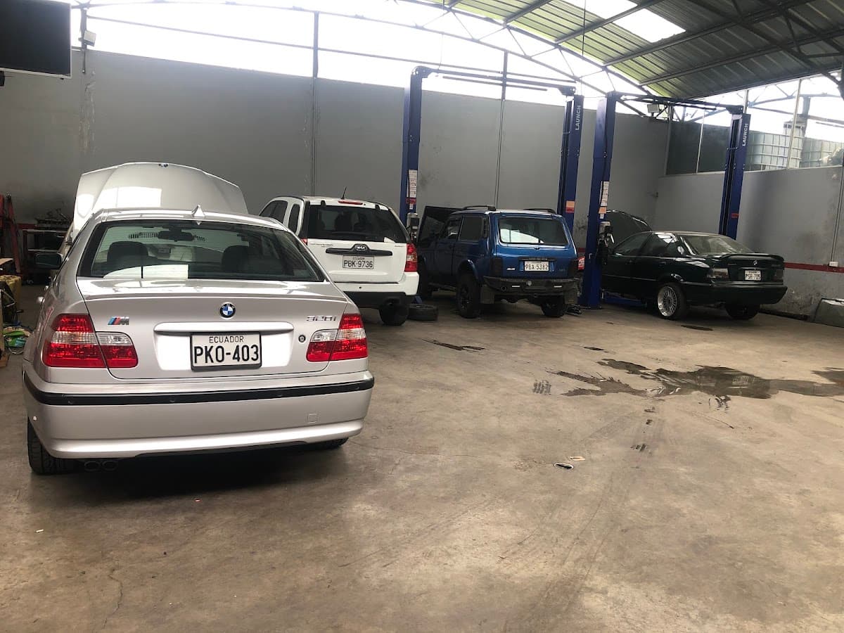 Ingeniería Mecatronica servicio automotriz especializado