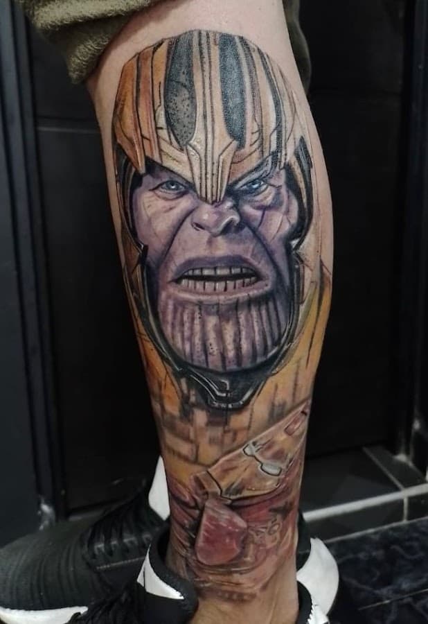 MEGA TATTOO — foto