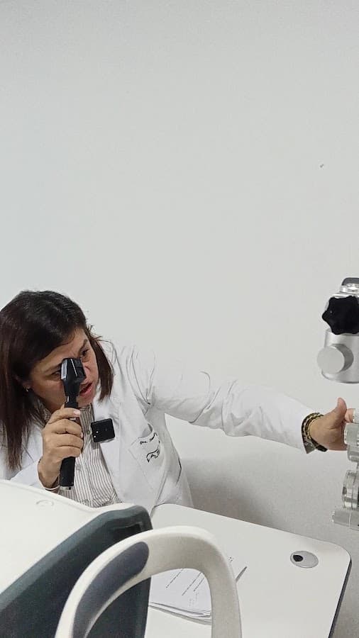 Óptica Newton Bogota | Dra. Sandra Martínez — foto