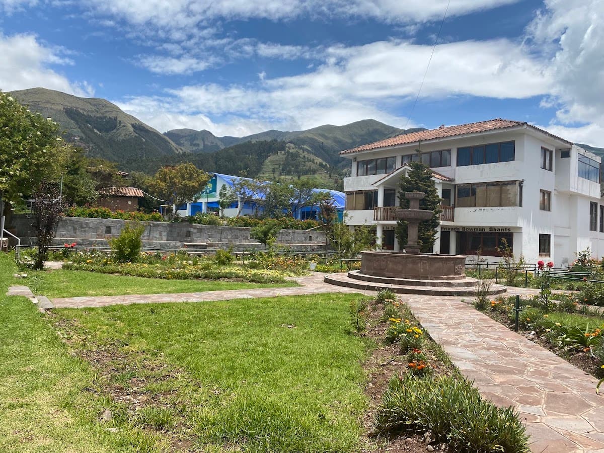 Colegio Isaiah Bowman