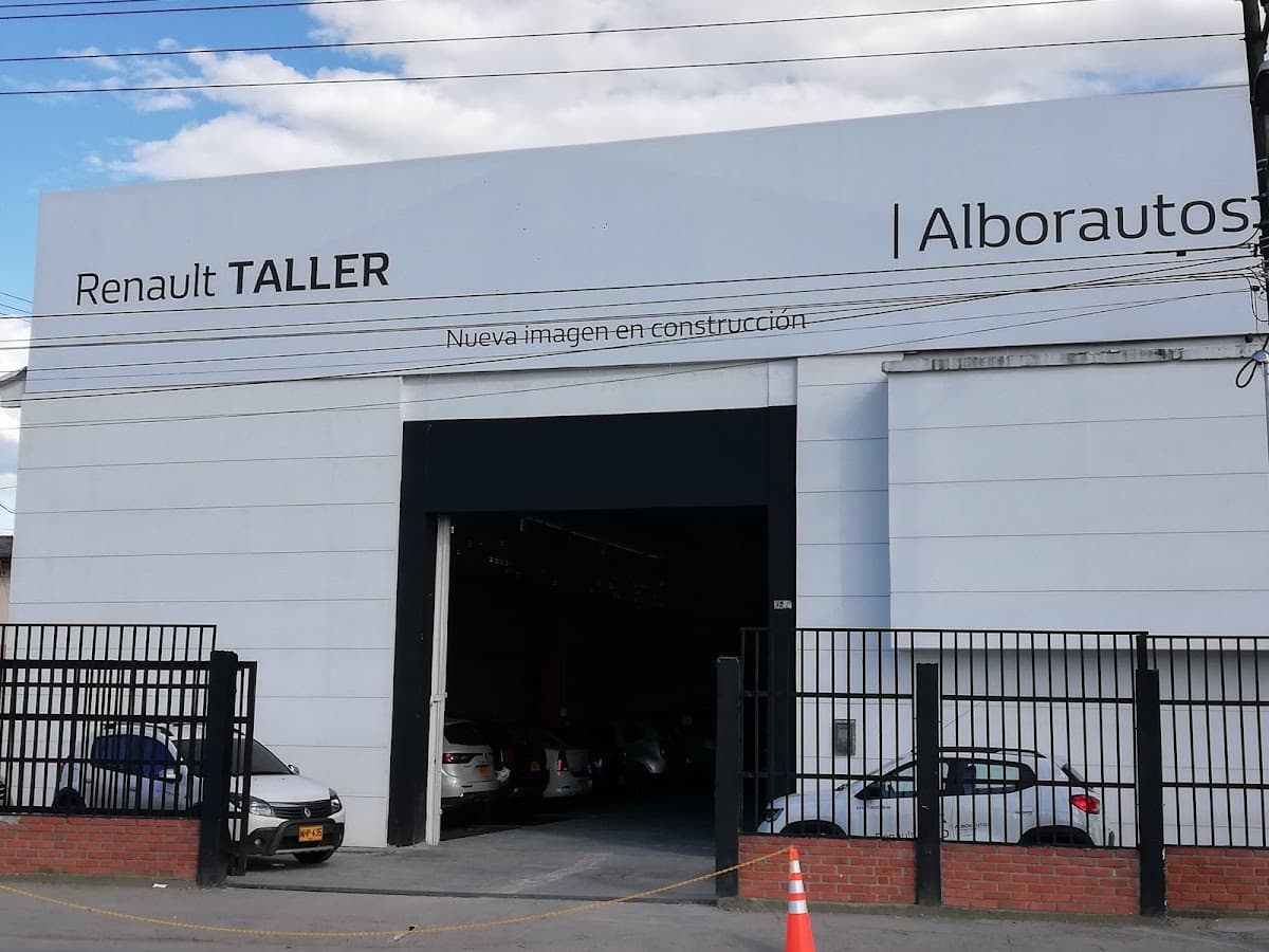 Taller Casa Renautos — foto