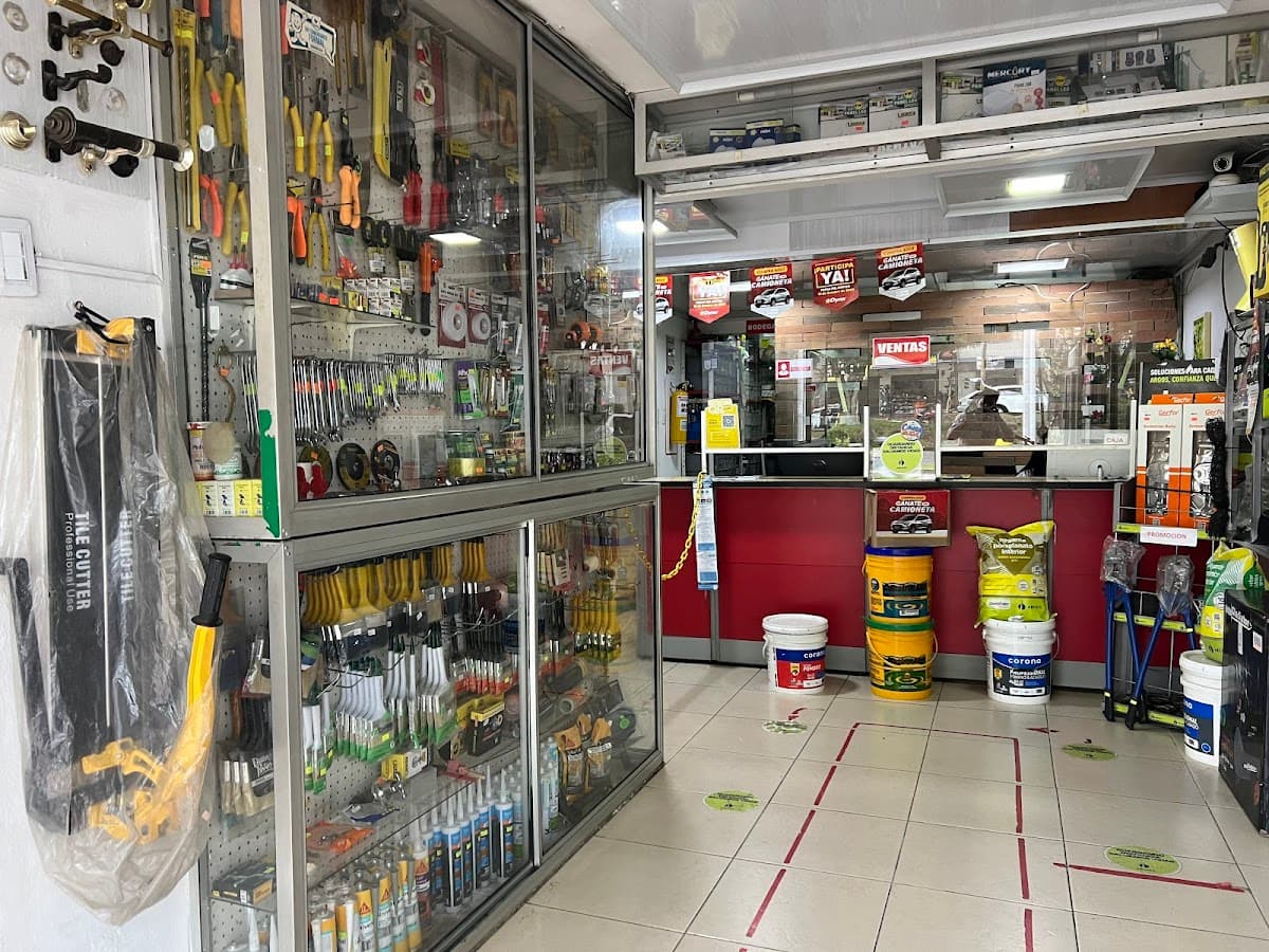 FERRETERÍA CONSTRUDESA — foto