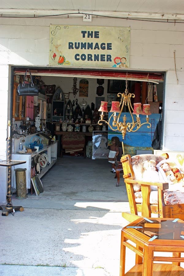 Ramona Flea Market