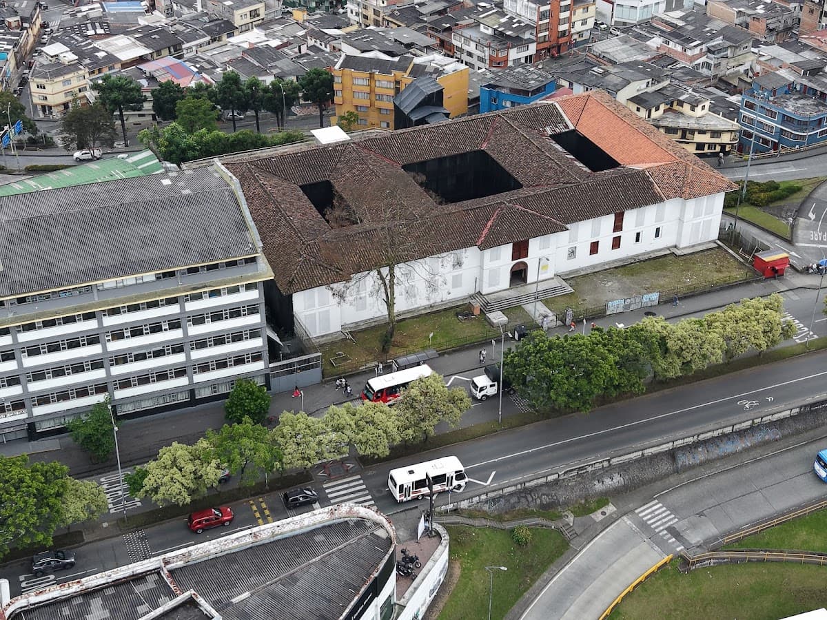 Instituto Universitario De Caldas