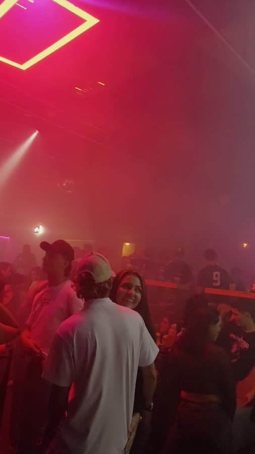 Dollar Club — foto