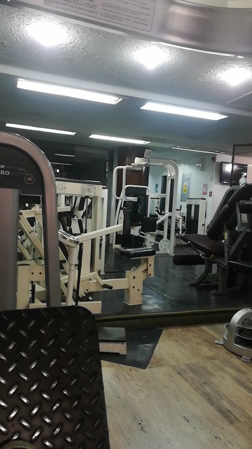 GIMNASIO NO LIMITS CENTRO — foto