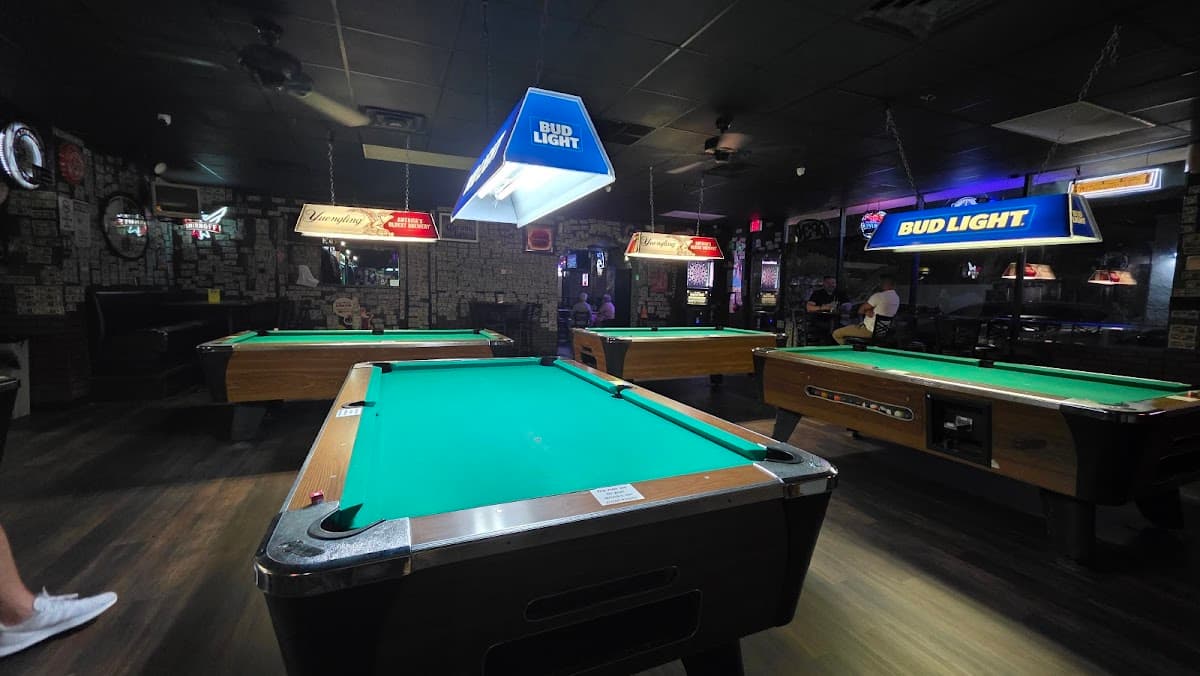 O'Shucks Karaoke Bar