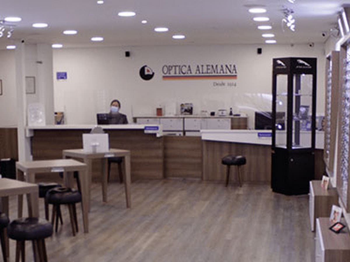 Óptica Alemana. — foto